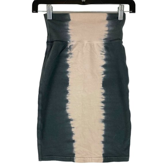 5/$25 Wilfred (Aritzia) Grey/Cream Tie Dye Bodycon Mini Skirt - Picture 3 of 7